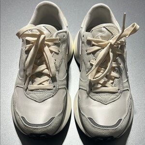 Nike Women's Sneakers - Cream and Gray